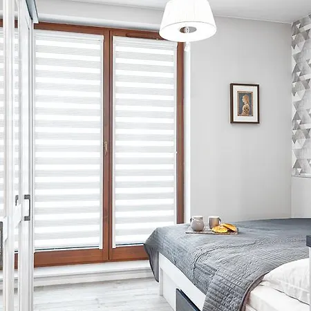E-apartments Dzielna 72 *