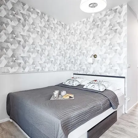 E-apartments Dzielna 72 דירה ורשה